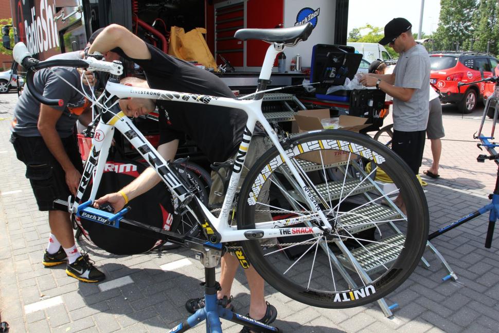 Tour tech 2010: Yellow is the new SRAM Red | road.cc